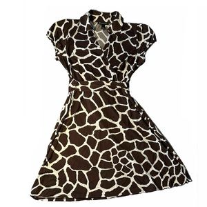Collared Giraffe V-Neck Dress